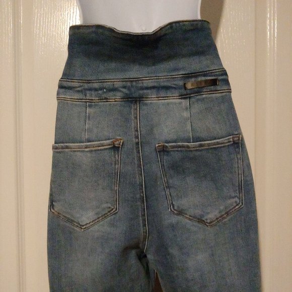 Risen Looking For Answers High Rise Tie-Belt Skinny Jeans Size 3 - Picture 11 of 16